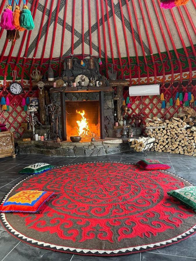 Ak-Tengir Yurt Resort Tossor Esterno foto